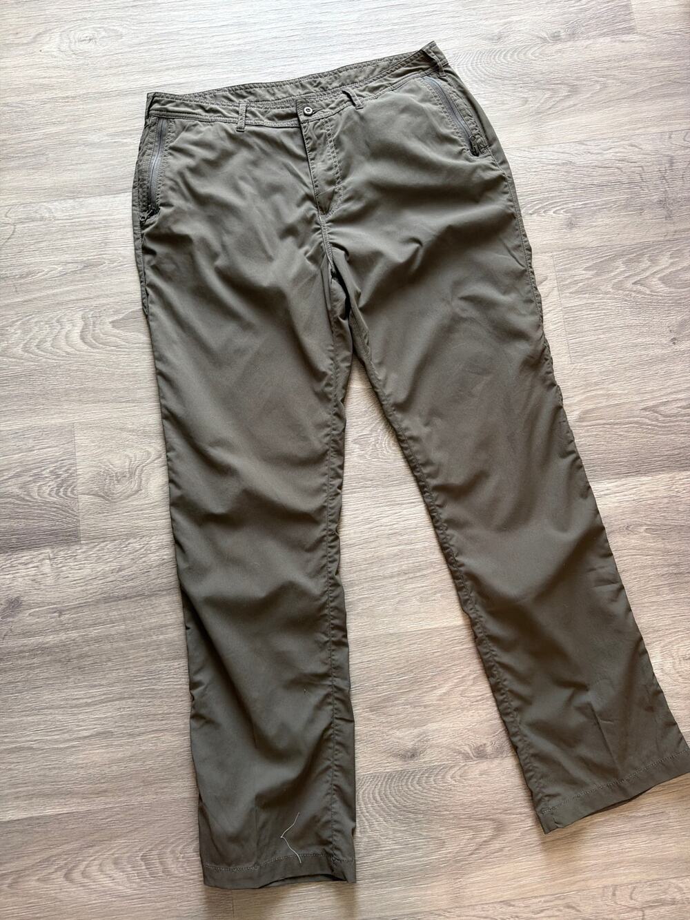 Clothing Arts women’s size 14 olive green pants